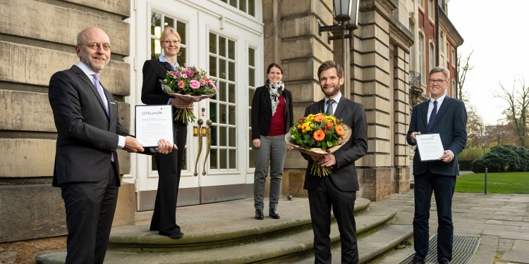 Link zu https://www.uni-muenster.de/foerdern/universitaetsgesellschaftmuenster/index.html